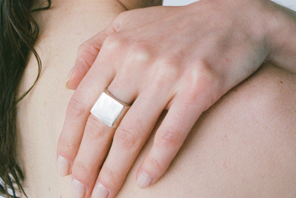 SQUARE RING