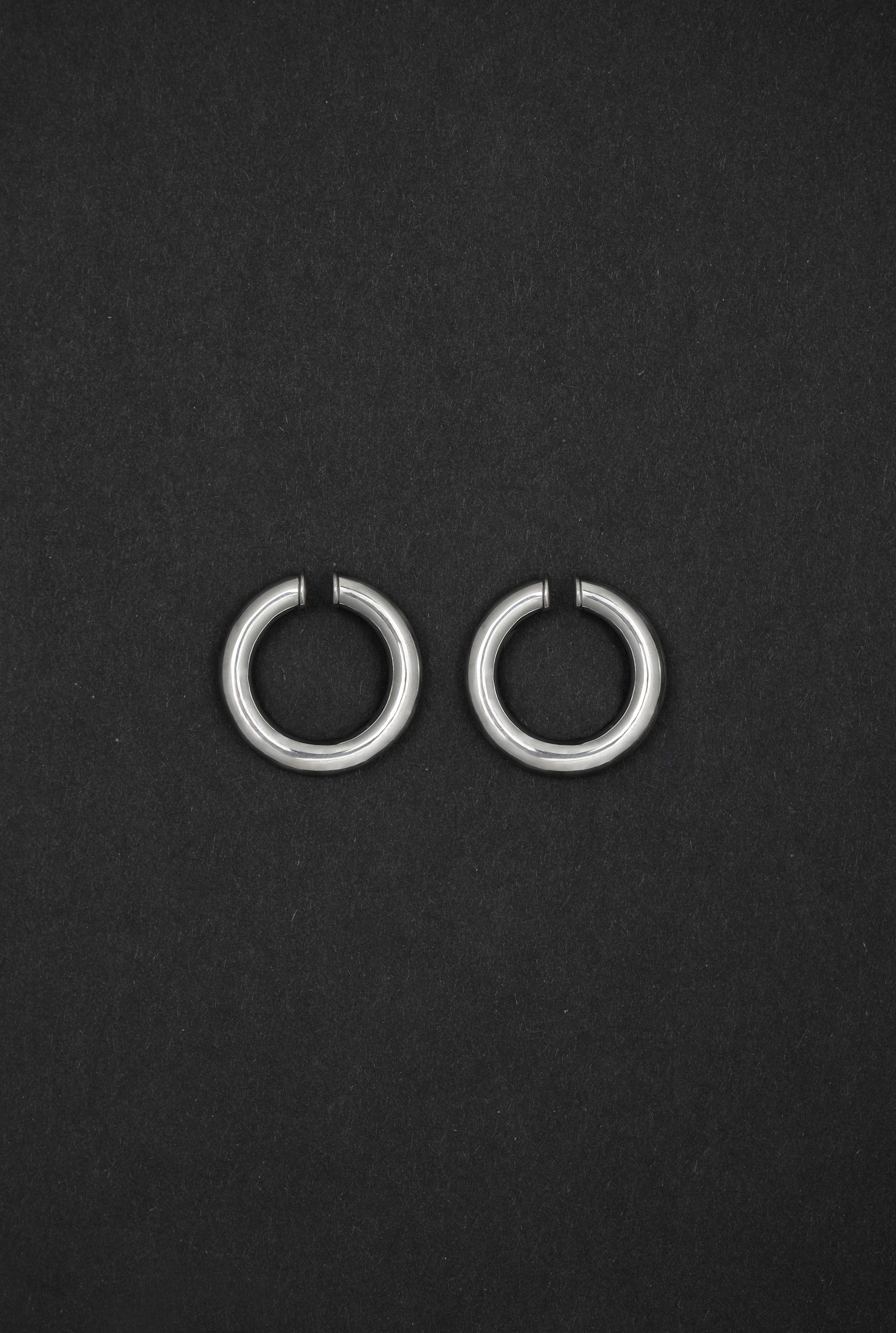HOOP EARRING + CUFF EARRING