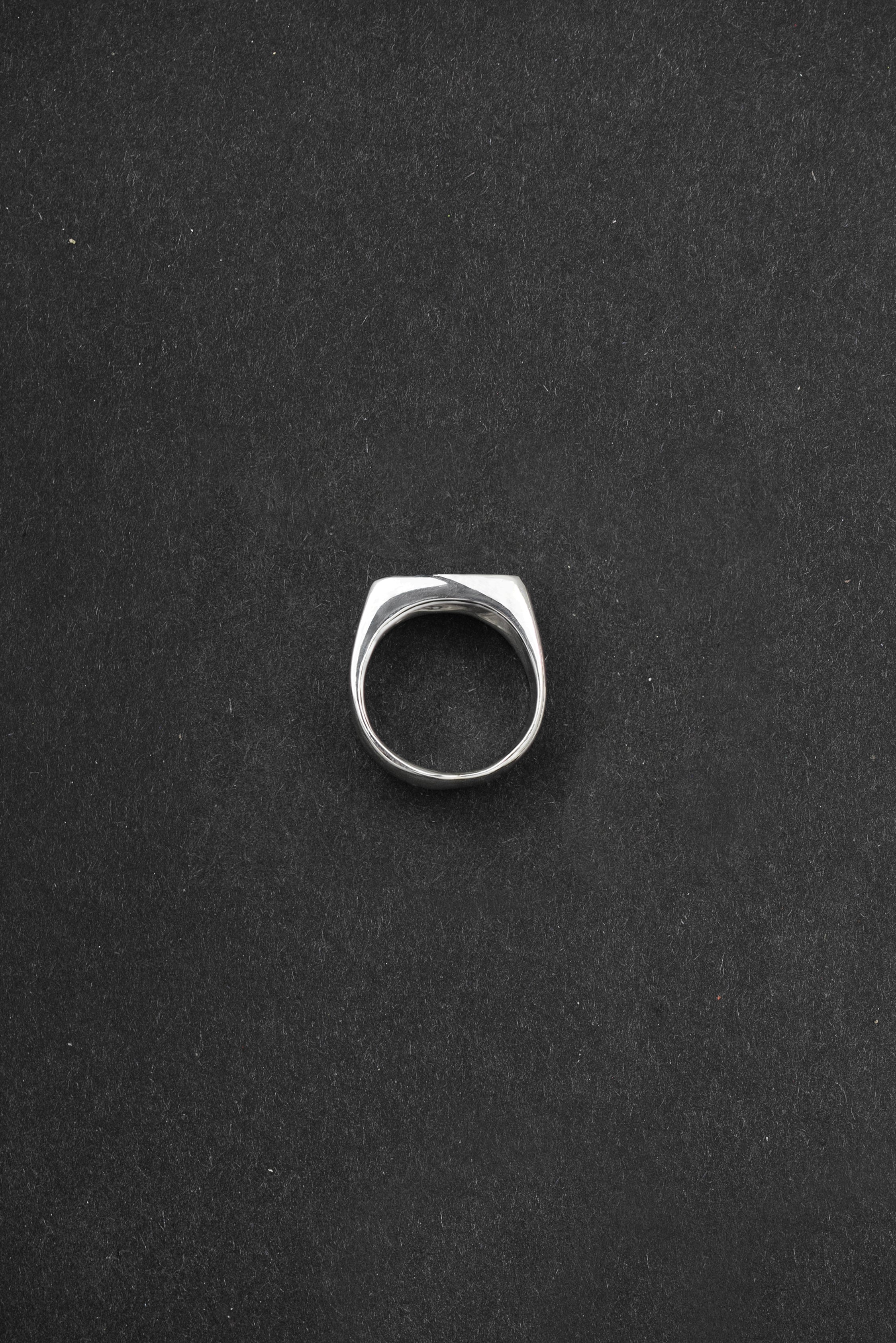 SQUARE RING